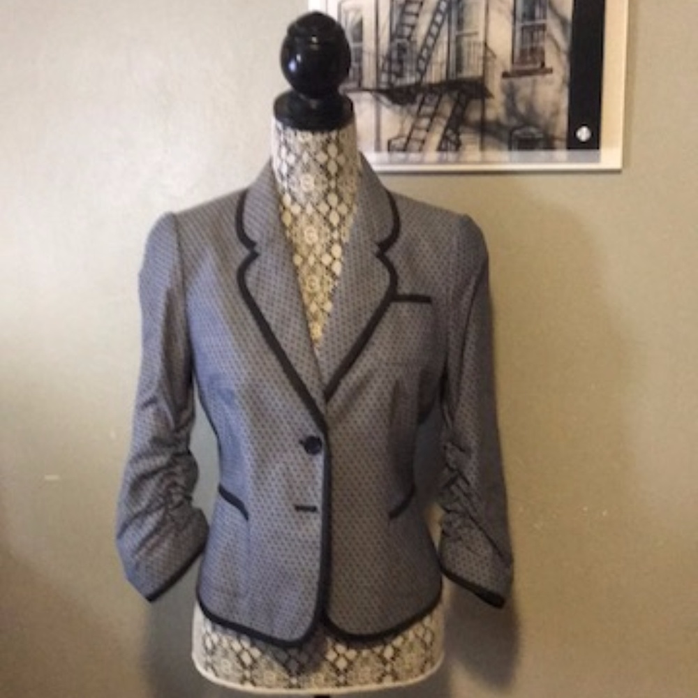 Blue Dotted Blazer with Ruched 3/4 Sleeve in Women